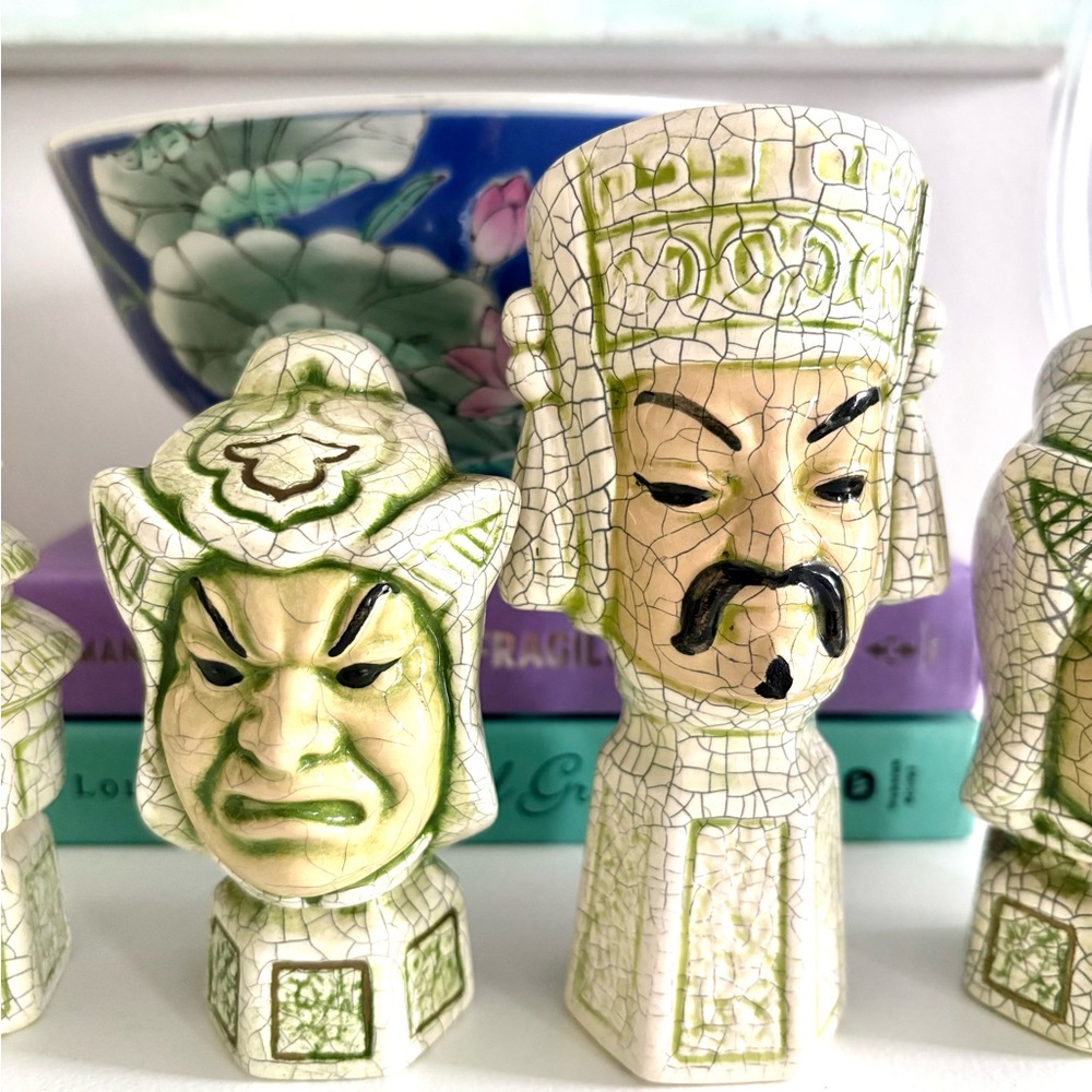 Vintage Asian-inspired crackle glaze figurine set - Picture 5 of 8